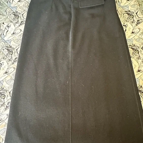 Armani Collezioni Classic Black Wool Midi Skirt - Picture 9 of 9